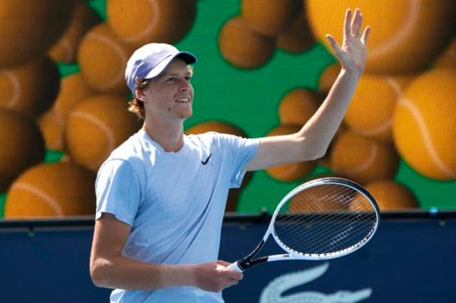 虎扑体育-辛纳迈阿密首闯大师赛决赛 一成就看齐三位传奇